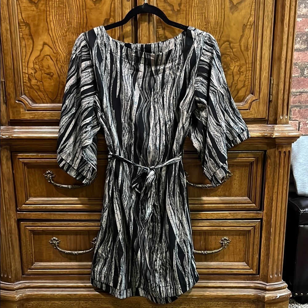 Elegant Black and White Patterned Dress